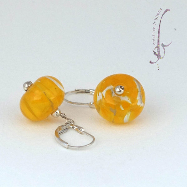 Boucles d'oreilles jaunes verre de Murano – Image 2
